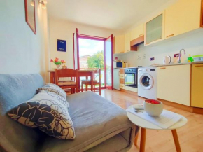 Cozy and quiet apartment Kercan with free bike use